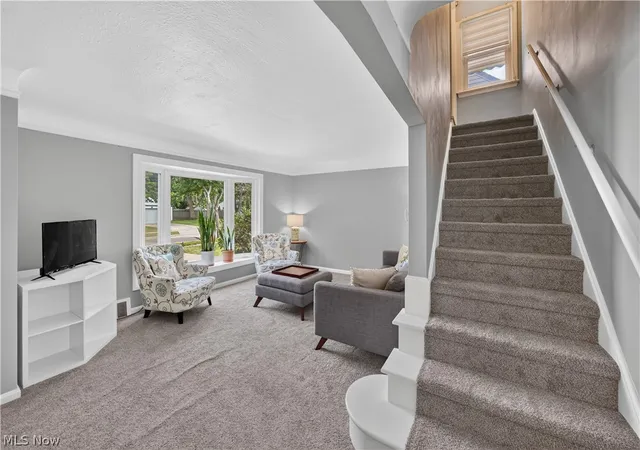 5th image of 1680 Harwich Rd, Lyndhurst, OH 44124 | MLS# 5224855