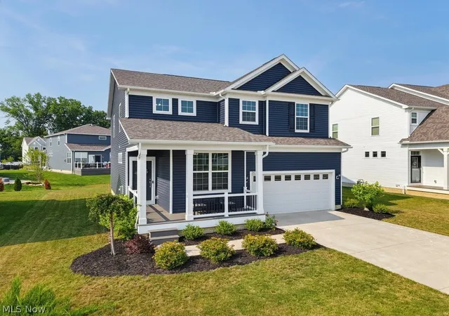 2nd image of 26335 Grand View Dr, Olmsted Falls, OH 44138 | MLS# 5227738