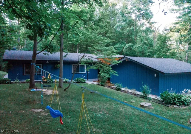2nd image of 11629 Edgewood Rd, Chardon, OH 44024 | MLS# 5227221