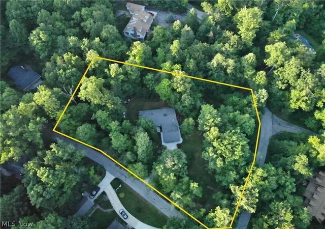 5th image of 11629 Edgewood Rd, Chardon, OH 44024 | MLS# 5227221