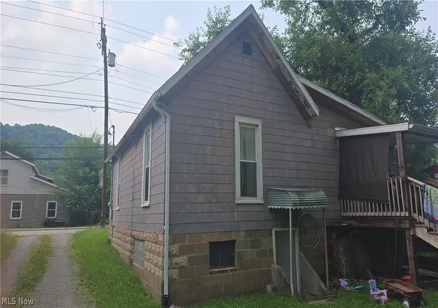 3rd image of 55070 National Rd, Bridgeport, OH 43912 | MLS# 5228425