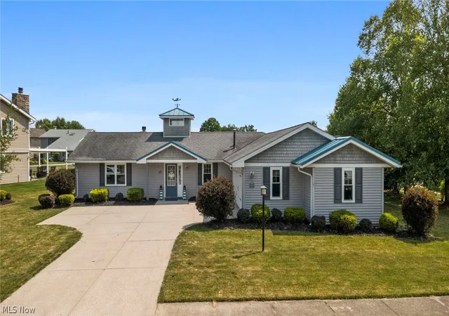 1st image of 1280 Surfside Cir, Aurora, OH 44202 | MLS# 5227178