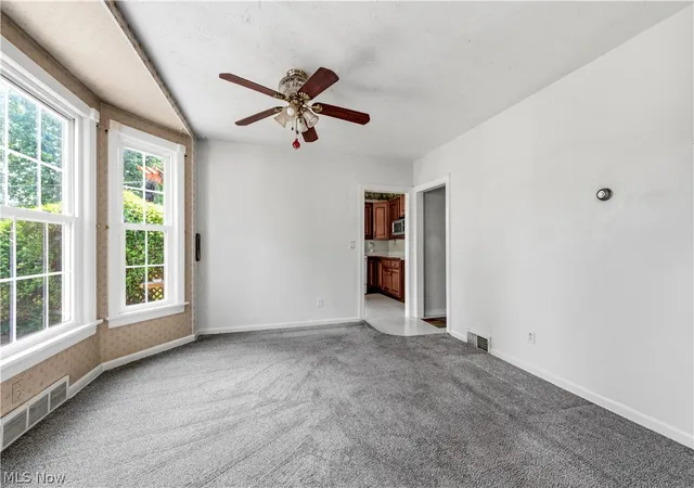Photo 4 of Single family home for sale at 28707 Gilchrist Dr, Willowick, OH 44095 | MLS# 5223167 | Listing updated on 2026-08-24