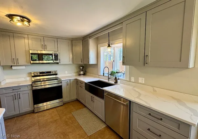 4th image of 95 Sunset Dr, Mcconnelsville, OH 43756 | MLS# 5228285