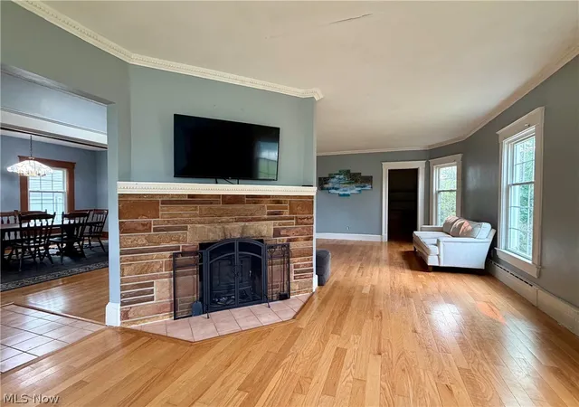4th image of 15112 Lake St, Middlefield, OH 44062 | MLS# 5227502