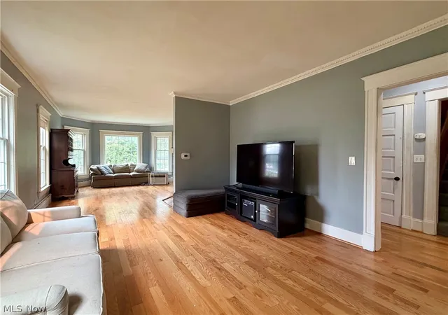 5th image of 15112 Lake St, Middlefield, OH 44062 | MLS# 5227502
