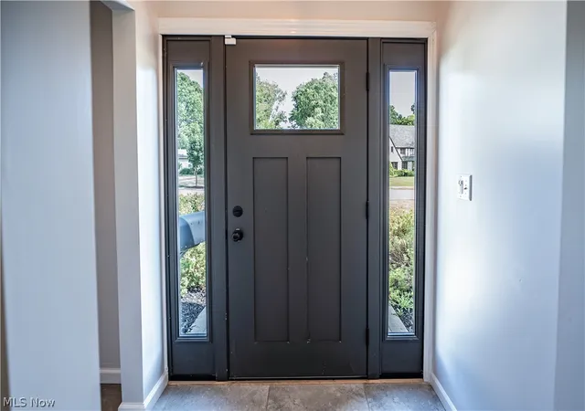 Photo 2 of Single family home for sale at 3130 Silver Lake Blvd, Silver Lake, OH 44224 | MLS# 5228074 | Listing updated on 2026-08-27