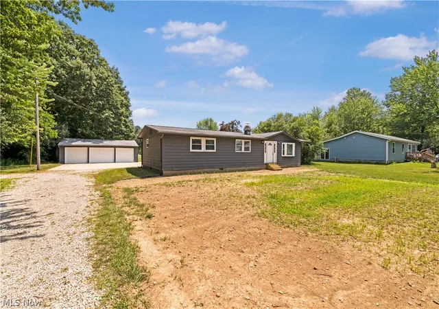 Homes for sale in Oberlin, OH | 15001 Baumhart Rd, Oberlin, OH 44074 | MLS# 5227093