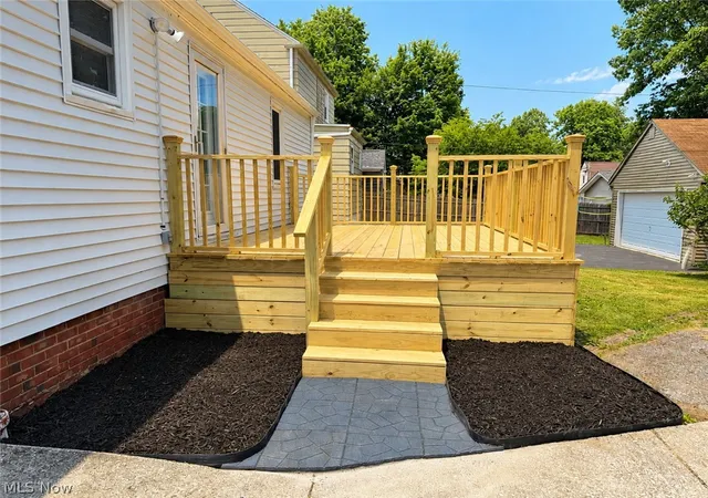 Photo 3 of Sale Pending at 1199 Mayfield Ridge Rd, Cleveland, OH 44124 | MLS# 5228471 | Listing updated on 2026-08-24