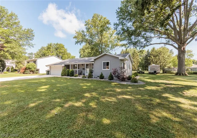 Homes for sale in Avon Lake, OH | 32736 Belle Rd, Avon Lake, OH 44012 | MLS# 5226018