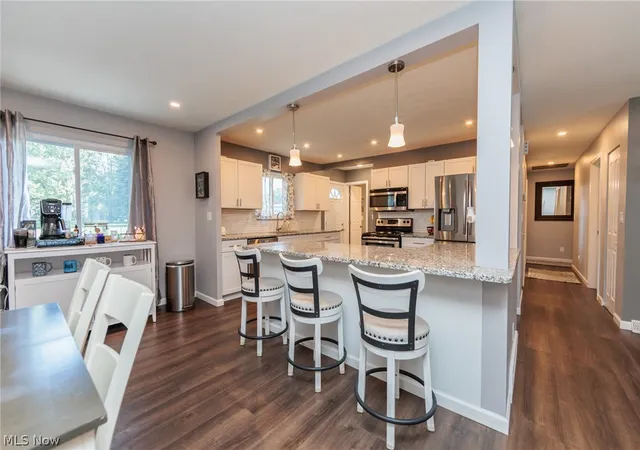 Homes for sale in Avon Lake, OH | 32736 Belle Rd, Avon Lake, OH 44012 | MLS# 5226018