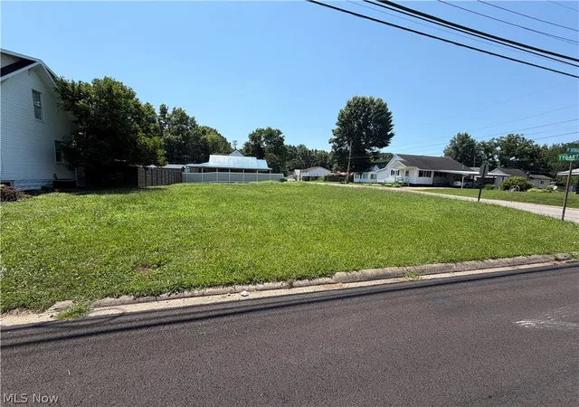 1st image of 903 Tygart St, Parkersburg, WV 26101 | MLS# 5227295