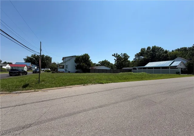 2nd image of 903 Tygart St, Parkersburg, WV 26101 | MLS# 5227295