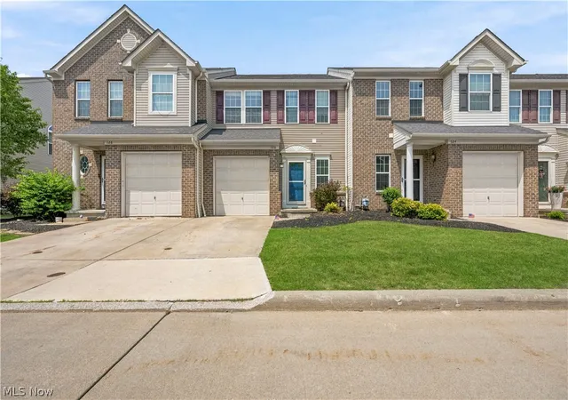 Homes for sale in Berea, OH | 126 Rocky River Way, Berea, OH 44017 | MLS# 5228148