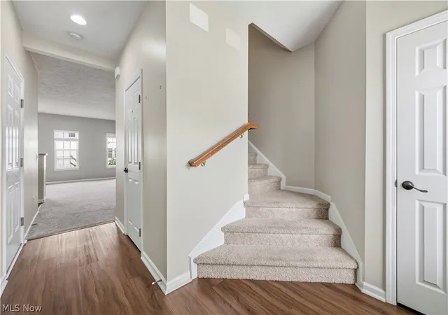 Homes for sale in Berea, OH | 126 Rocky River Way, Berea, OH 44017 | MLS# 5228148