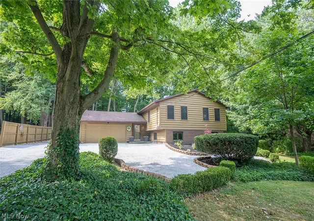 Photo 1 of Sale Pending at 10676 Prouty Rd, Concord Township, OH 44077 | MLS# 5227715 | Listing updated on 2026-09-25