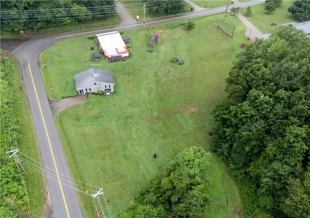 Photo 4 of Single family home for sale at 2579 County Rd 1075, Perrysville, OH 44864 | MLS# 5228181 | Listing updated on 2026-08-04