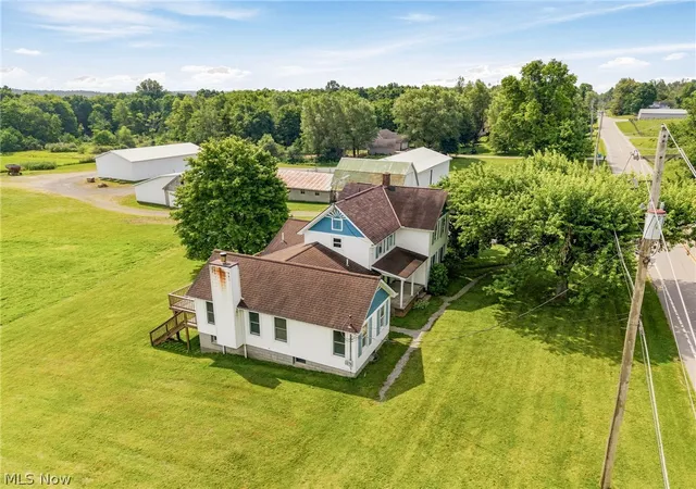 2nd image of 11513 Kile Rd, Chardon, OH 44024 | MLS# 5225406