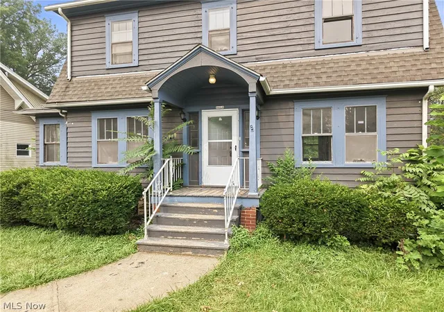 Photo 4 of Single family home for sale at 3016 Hudson Ave, Youngstown, OH 44511 | MLS# 5228481 | Listing updated on 2026-07-20