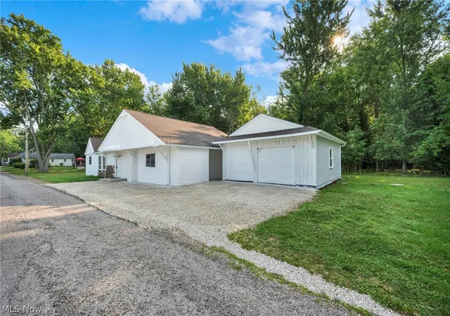 3rd image of 7655 Walnut Dr, Chippewa Lake, OH 44215 | MLS# 5228491