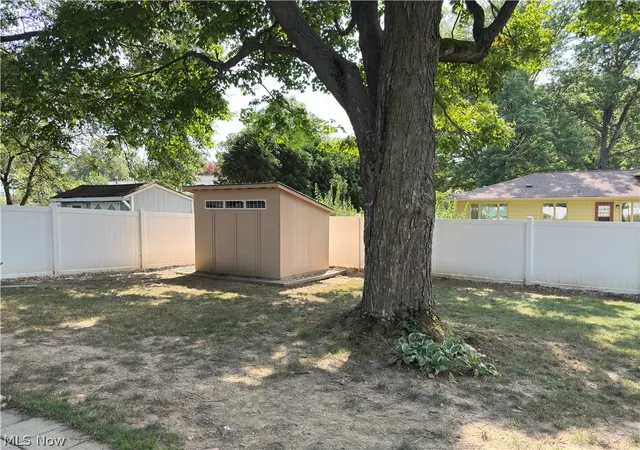 Homes for sale in Wadsworth, OH | 222 High Point Dr, Wadsworth, OH 44281 | MLS# 5228400