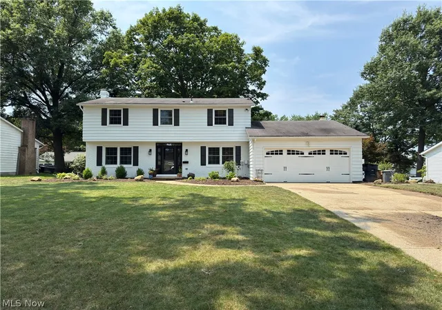 Homes for sale in Wadsworth, OH | 222 High Point Dr, Wadsworth, OH 44281 | MLS# 5228400