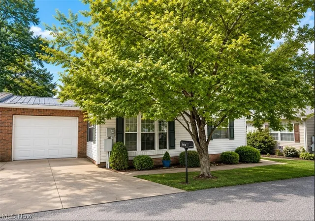 Homes for sale in Salem, OH | 1268 S Lincoln Ave, Salem, OH 44460 | MLS# 5228378
