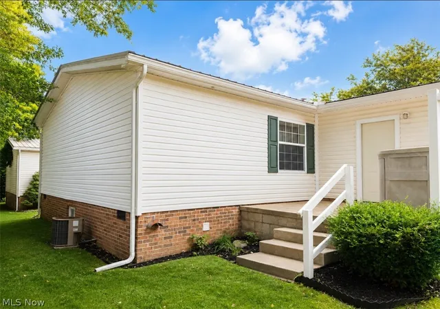 Homes for sale in Salem, OH | 1268 S Lincoln Ave, Salem, OH 44460 | MLS# 5228378