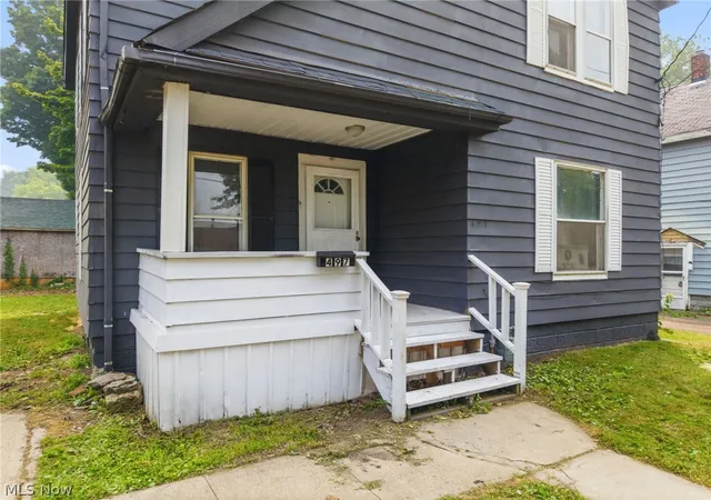 4th image of 497 Madison St, Conneaut, OH 44030 | MLS# 5227147