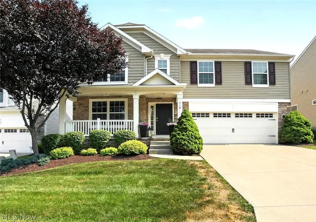 Photo 2 of Sale Pending at 110 Trailhead Ln, Berea, OH 44017 | MLS# 5206699 | Listing updated on 2026-08-08