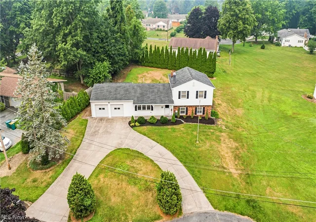 3rd image of 20 Cortland Cir, Geneva, OH 44041 | MLS# 5226117