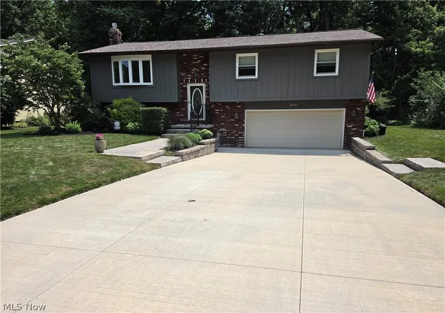 1st image of 7631 White Pine Ct, Mentor, OH 44060 | MLS# 5228372