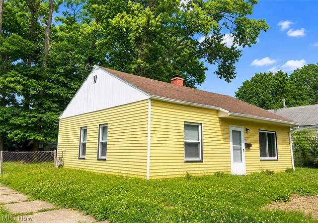 2nd image of 1294 Inman St, Akron, OH 44306 | MLS# 5226623