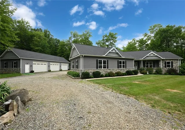 Photo 3 of Single family home for sale at 2625 Boston Mills Rd, Brecksville, OH 44141 | MLS# 5228477 | Listing updated on 2026-07-30