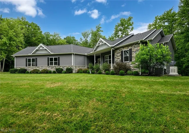 Photo 4 of Single family home for sale at 2625 Boston Mills Rd, Brecksville, OH 44141 | MLS# 5228477 | Listing updated on 2026-07-30