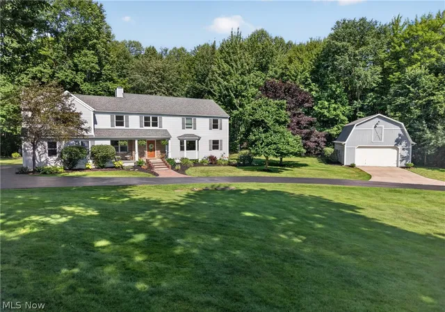 1st image of 9610 Fox Meadow Ln, Chardon, OH 44024 | MLS# 5228144