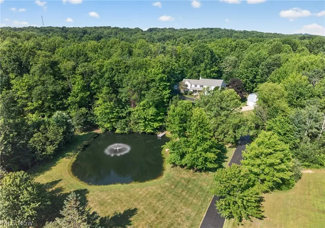 2nd image of 9610 Fox Meadow Ln, Chardon, OH 44024 | MLS# 5228144