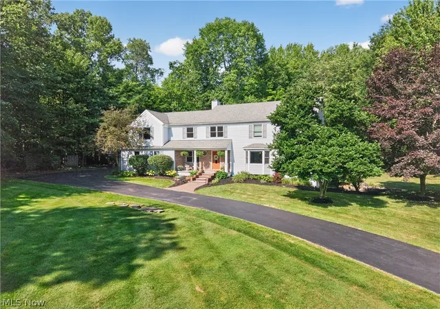 4th image of 9610 Fox Meadow Ln, Chardon, OH 44024 | MLS# 5228144