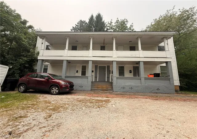image of 3205 Denison Ave, Cleveland, OH 44109 | MLS# 5226000