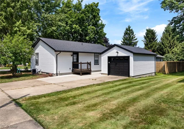 2nd image of 202 E Paradise St, Orrville, OH 44667 | MLS# 5227968