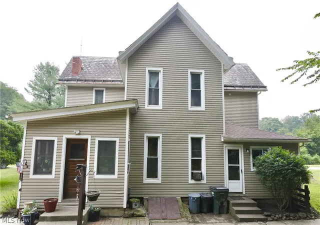 3rd image of 10373 Township Road 54, Killbuck, OH 44637 | MLS# 5228609