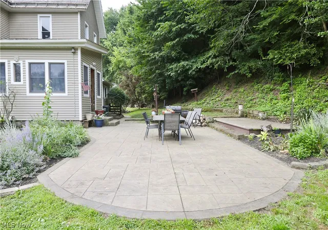 5th image of 10373 Township Road 54, Killbuck, OH 44637 | MLS# 5228609