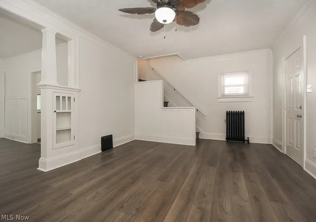 Photo 3 of Single family home for sale at 900 Beardsley St, Akron, OH 44311 | MLS# 5228044 | Listing updated on 2026-08-03