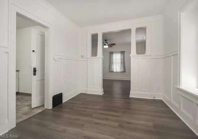 Photo 4 of Single family home for sale at 900 Beardsley St, Akron, OH 44311 | MLS# 5228044 | Listing updated on 2026-08-03
