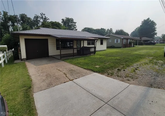 1st image of 2309 Rockland Avenue, Belpre, OH 45714 | MLS# 5228189