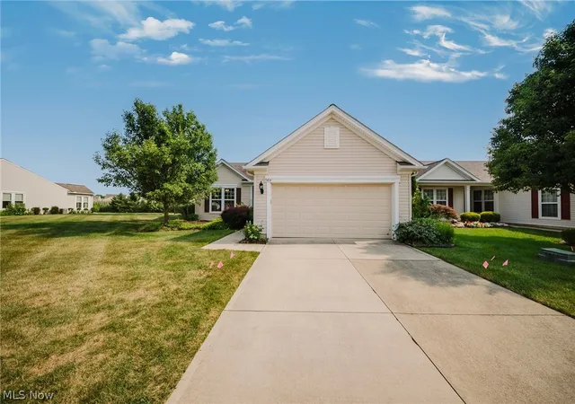 Homes for sale in North Ridgeville, OH | 9454 Harvard Dr, North Ridgeville, OH 44039 | MLS# 5228550