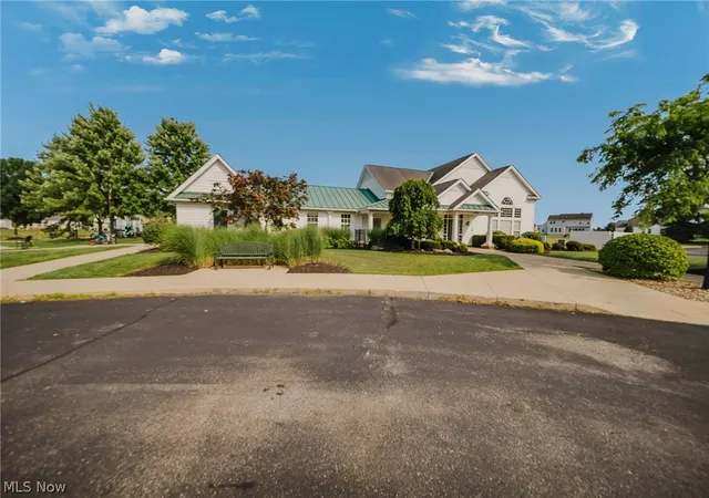 Homes for sale in North Ridgeville, OH | 9454 Harvard Dr, North Ridgeville, OH 44039 | MLS# 5228550