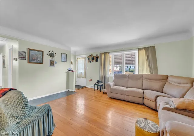 Photo 3 of Single family home for sale at 9560 Reichert Rd, Cleveland, OH 44130 | MLS# 5228517 | Listing updated on 2026-08-26