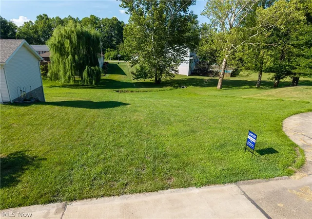 1st image of E Wildwood Dr, Parkersburg, WV 26101 | MLS# 5228722