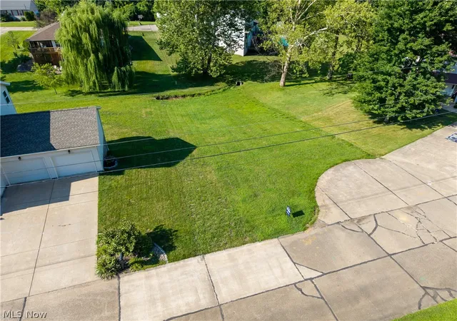 4th image of E Wildwood Dr, Parkersburg, WV 26101 | MLS# 5228722